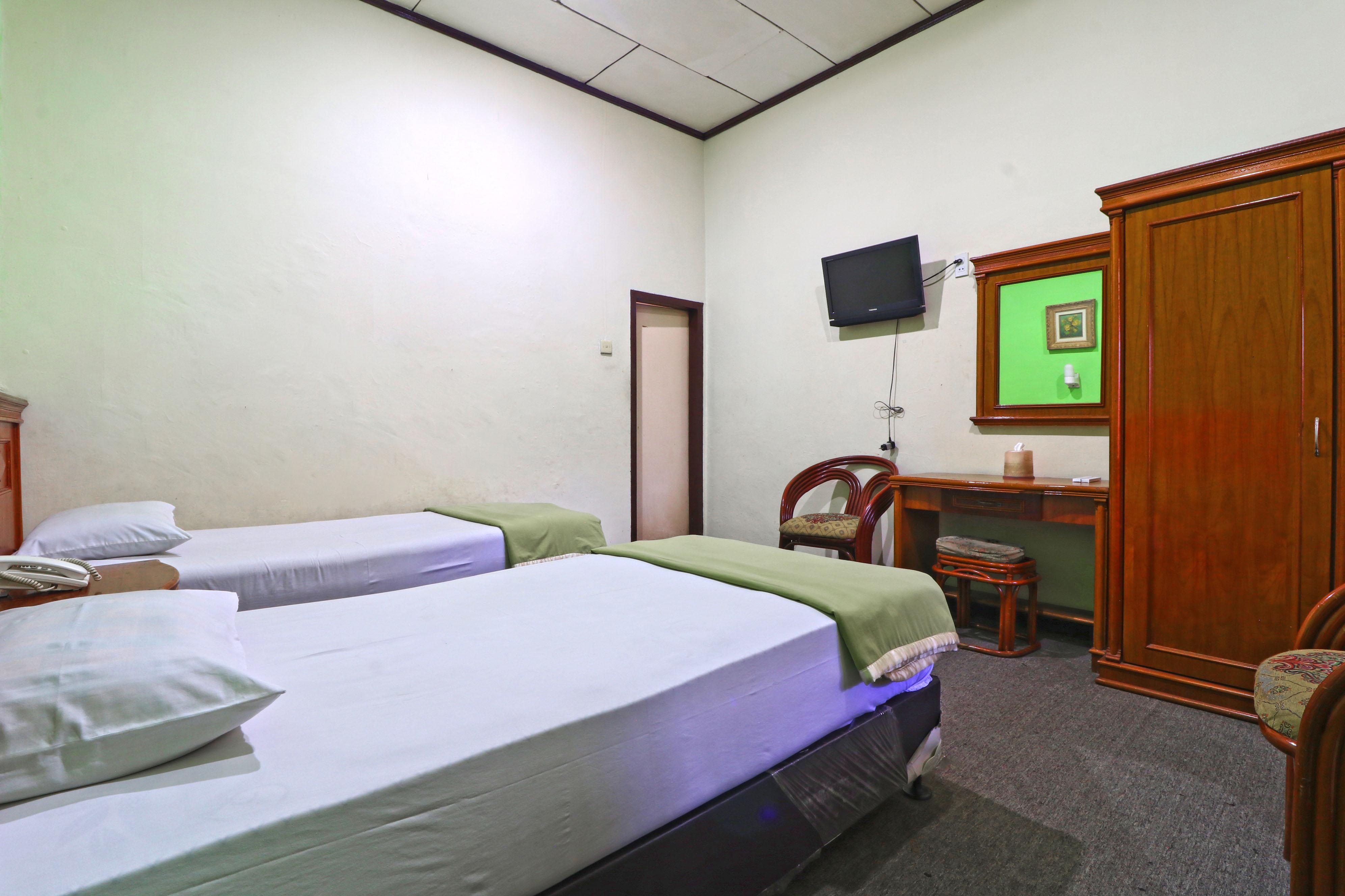Hotel Sumatera Medan Kültér fotó