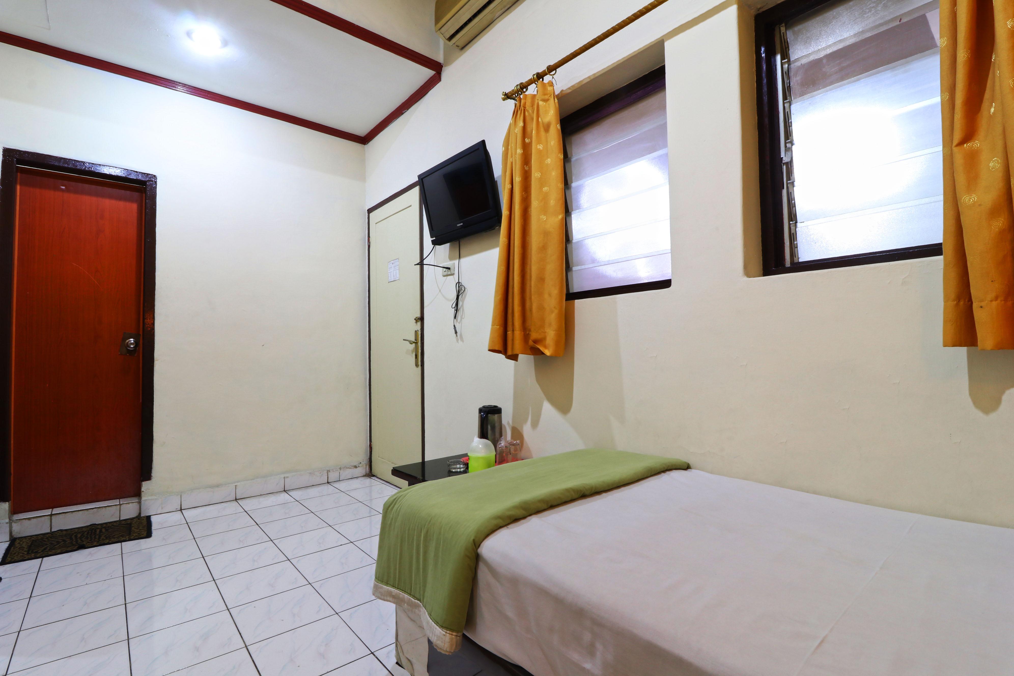 Hotel Sumatera Medan Kültér fotó