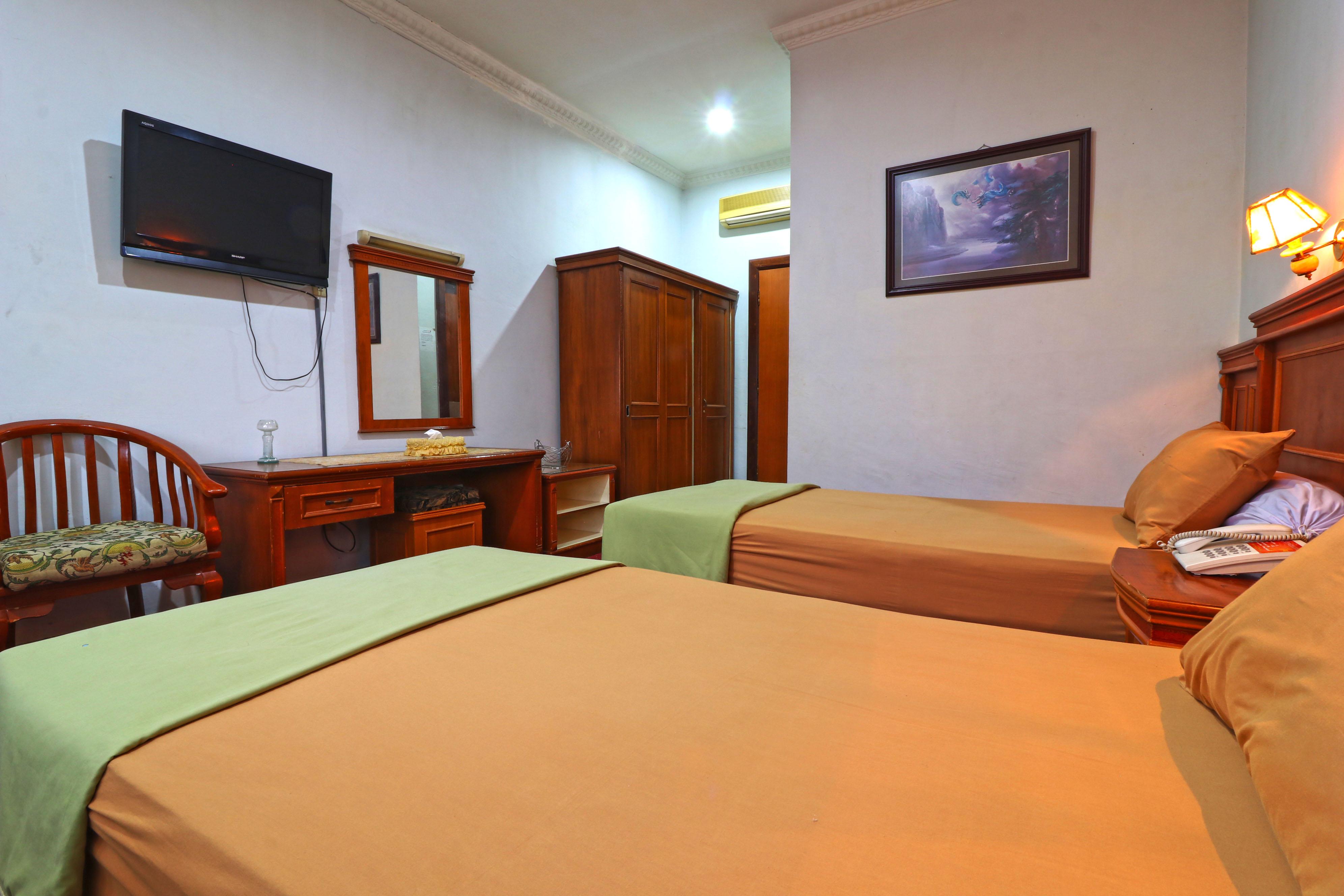 Hotel Sumatera Medan Kültér fotó